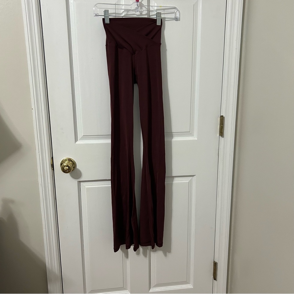 Offline By Aerie Real Me Cross Over Flares Size XS in Red